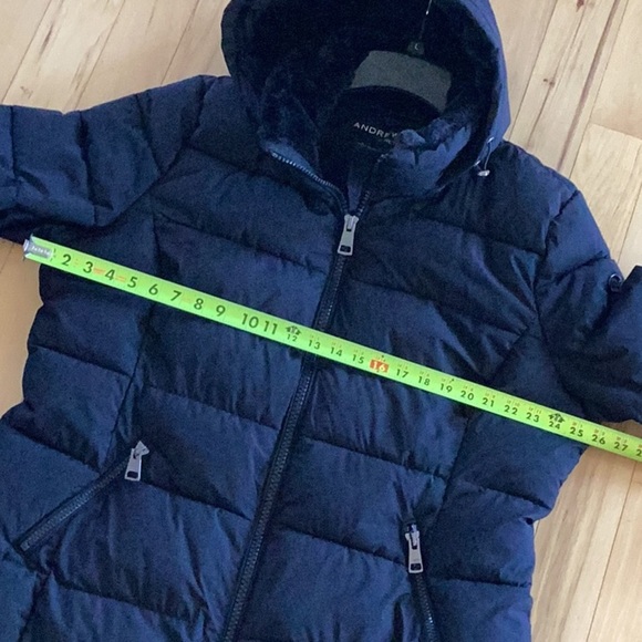 Andrew Marc black quilted parka jacket. Women’s size XXL - Picture 14 of 16